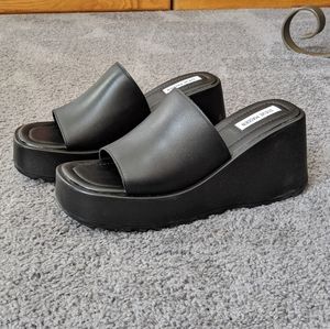 Steve Madden Pepe 30 Sandals (Black) 11 US